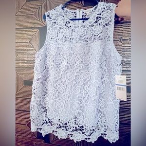 Summer Fashion Lace Top. Lavender color